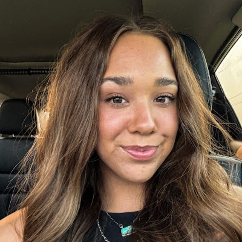 Meet your Posher, Zoe